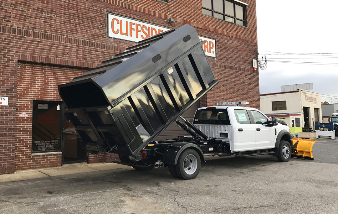 Hooklift/Rolloff Containers & Bodies Cliffside Body Truck Bodies