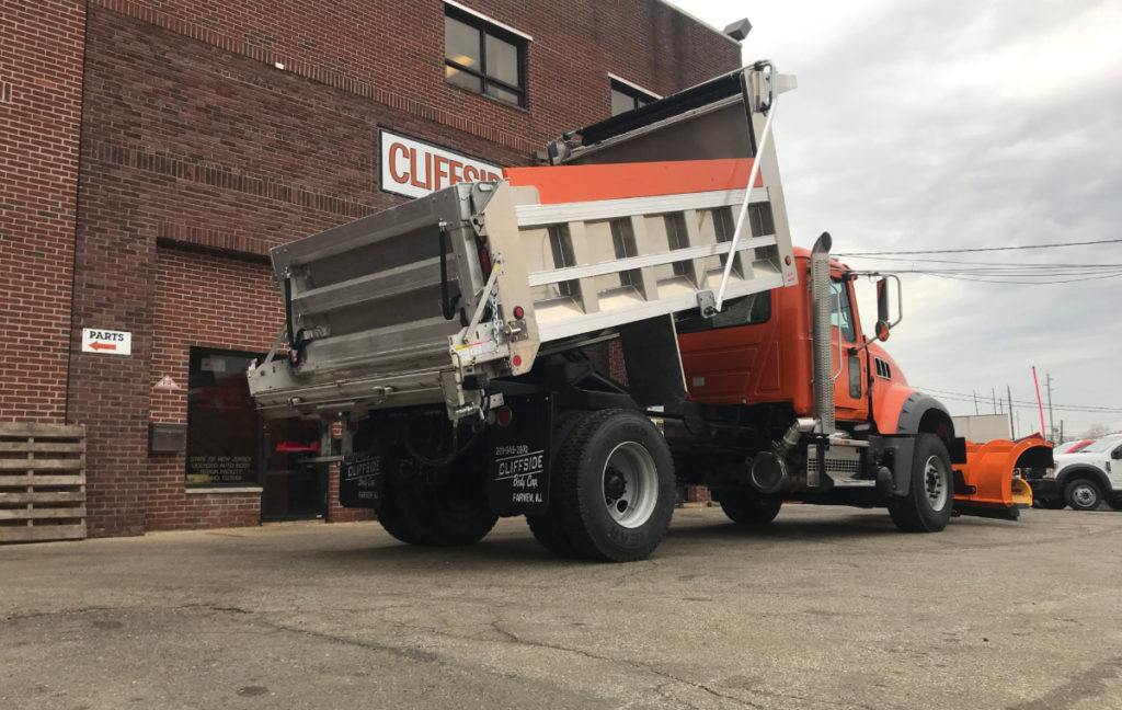 R/S AG Series Aluminum HD Single Axle Dumps Cliffside Body Truck